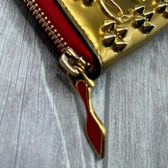 SOLD✨ LOUBOUTIN Gold Studded Logo Zip Compact Wallet Loubinthesky RARE - Picture 6 of 14